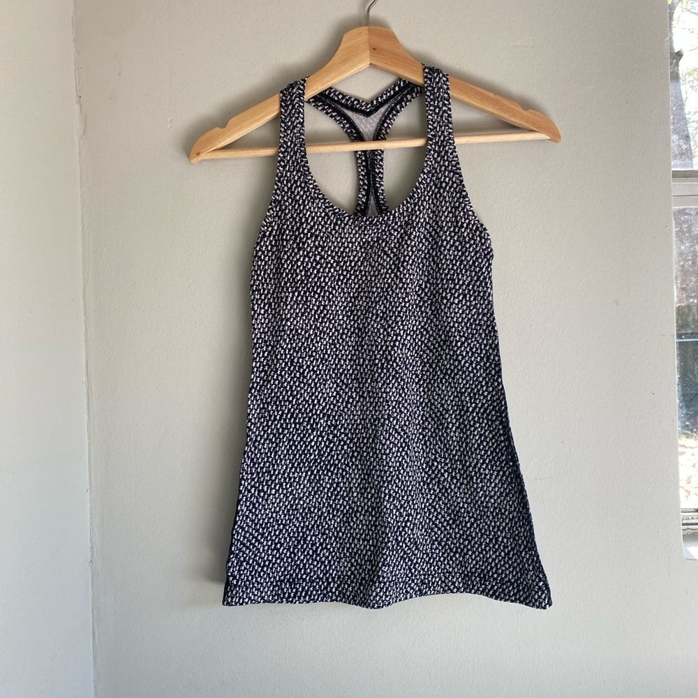 Lululemon Women’s Racerback Tank Top Athletic Yoga Running Workout Sz 6